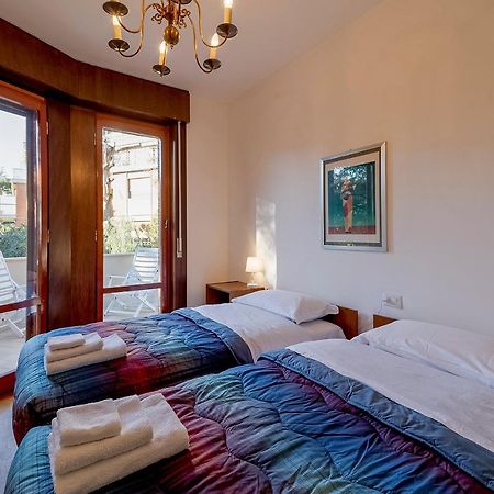 Portosole Attic - With Terrace And Private Parking Apartamento Sanremo Exterior foto