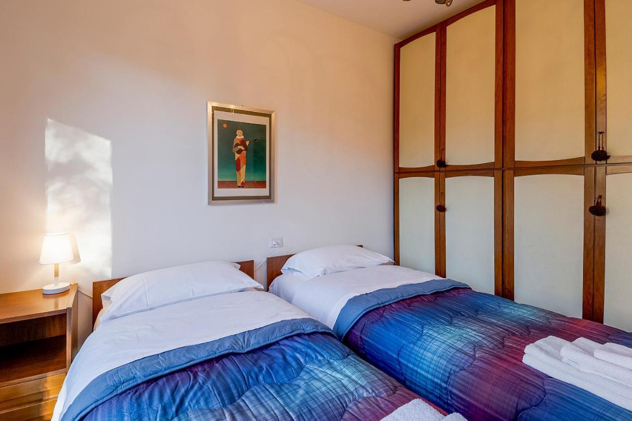 Portosole Attic - With Terrace And Private Parking Apartamento Sanremo Exterior foto