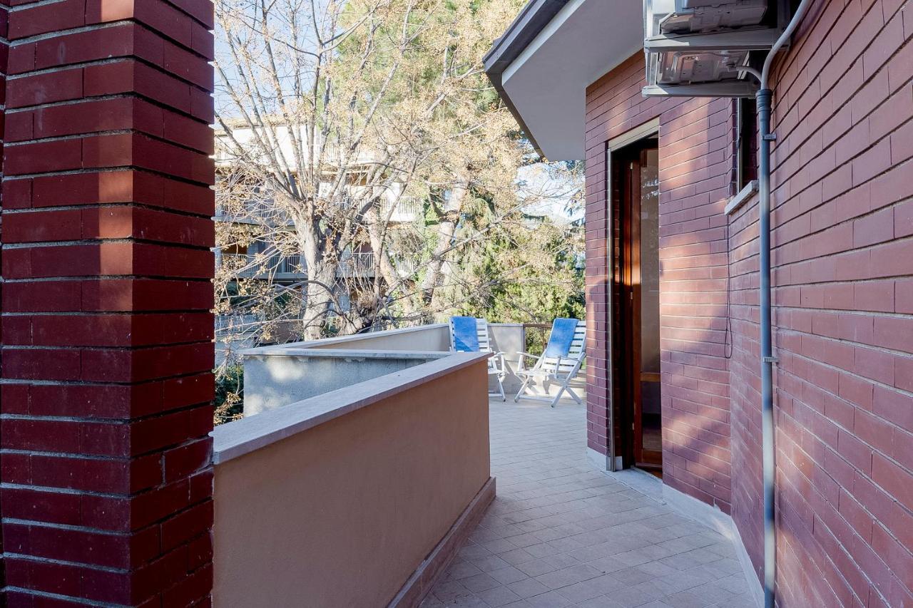 Portosole Attic - With Terrace And Private Parking Apartamento Sanremo Exterior foto