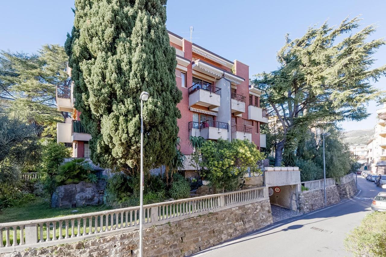 Portosole Attic - With Terrace And Private Parking Apartamento Sanremo Exterior foto